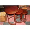 Image 1 : 3 PC ROUND NESTING TABLE SET