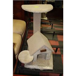 CAT SCRATCHING POST/HOUSE