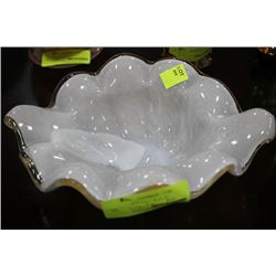 MURANO GLASS WHITE ART DISH