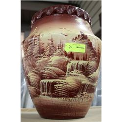 VINTAGE HANDPAINTED CERAMIC VASE