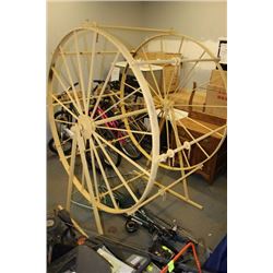 FERRIS WHEEL PLANTER FOR HANGING FLORAL BASKETS