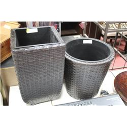 SET OF 2 DARK BROWN WICKER POT STANDS - ROUND 15"