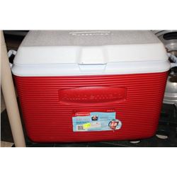 RUBBER MAID 68 BEER CAN HOLDER