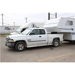 2001 DODGE RAM 2500 2WD LARIAT