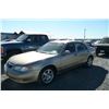 Image 1 : 00 Mazda 626 4 Dr  Sedan - T - DRIVE MC TP