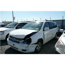 06 Kia Sedona 4dr Minivan - JUNK R - DRIVE-BD