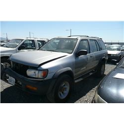 98 Nissan Pathfinder 4 Dr  4WD SUV - ST - DRIVE-BD