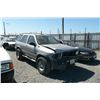 Image 3 : 98 Nissan Pathfinder 4 Dr  4WD SUV - ST - DRIVE-BD