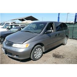 00 Honda Odyssey 4 Dr  Passenger Van - T - START