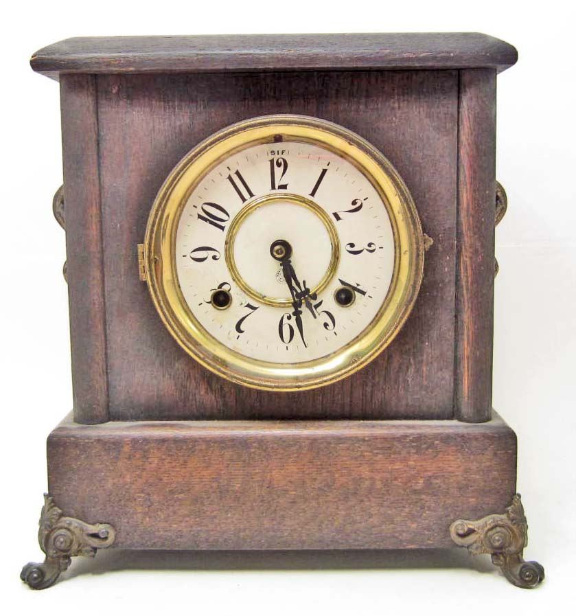 ANTIQUE NEW HAVEN MANTLE CLOCK