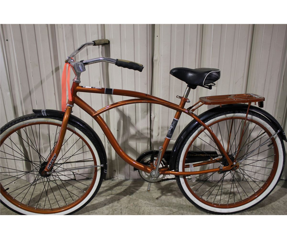 BROWN HUFFY SINGLE SPEED CRUSE STYLE BIKE