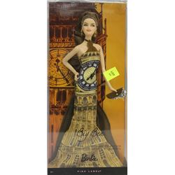 2009 BIG BEN BARBIE