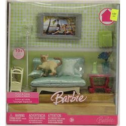 BARBIE FUTON AND TABLE
