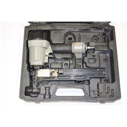 PORTER CABLE 1/2" STAPLER - COMES WITH STAPLES