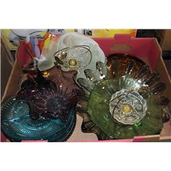 BOX OF COLLECTOR'S PLATES AND BOWLS