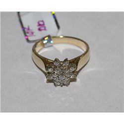 #95 14KT DIAMOND CLUSTER RING