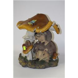 NEW MUSHROOM ORNAMENT WITH HEDGEHOGS