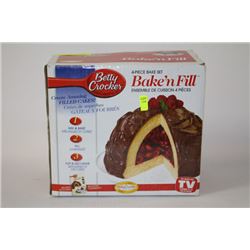 BETTY CROCKER BAKE'N FILL 4 PCE BAKE SET