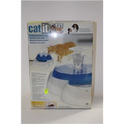 NEW  CAT IT- DRINKING FOUNTAIN FOR CATS