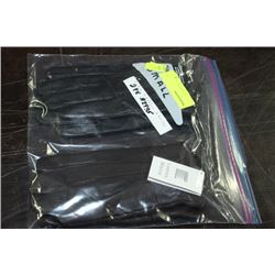 PACK OF LEATHER GLOVES AS THEY COME