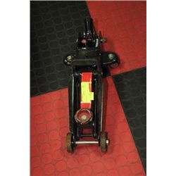 FLOOR JACK