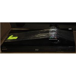SONY BLU-RAY PLAYER WITH REMOTE