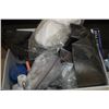 Image 1 : BOX OF MISCELLANEOUS HOUSEHOLD ITEMS