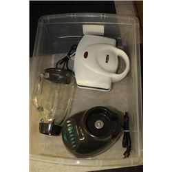 OSTERIZER BLENDER SOLD WITH BELLA SANDWICH GRILL