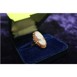 VINTAGE 1950'S 10K GOLD LARGE CAMEO RING SIZE 6