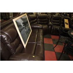 NEW CHOCOLATE BROWN LEATHER RECLINING SOFA/