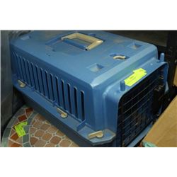 SMALL PET CARRIER
