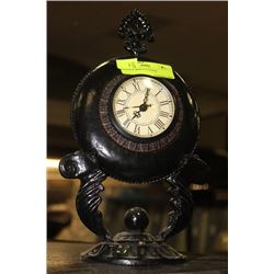 ANTIQUE MANTLE CLOCK