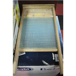 VINTAGE WOOD WASHBOARD