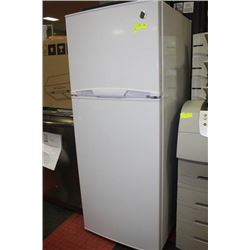 GE WHITE FRIDGE