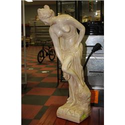 STATUE OF GREEK WOMAN