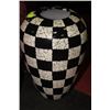 Image 1 : BLACK & EGGSHELL CHECKERED VASE
