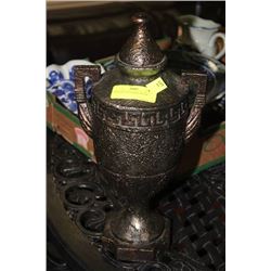 VINTAGE STYLE HOME DECOR