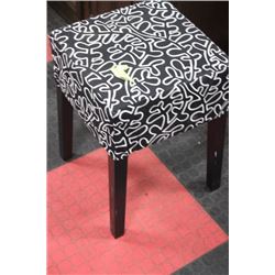 MODERN PATTERNED STOOL