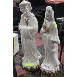 PAIR OF CERAMIC CHINESE ORNAMENTS