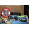 Image 1 : HANDHELD LIGHT FOR CAR OUTLET