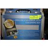 Image 1 : GUNMASTER DELUXE UNIVERSAL GUN CLEANING KIT
