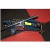 Image 1 : BLUE 1/ 2- TON FLOOR JACK