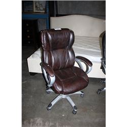 BROWN LEATHER GAS LIFT OFFICE CHAIR