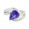 Image 1 : 18KT White Gold 3.59 ctw Tanzanite and Diamond Ring