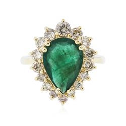 14KT Yellow Gold 3.10 ctw Emerald and Diamond Ring