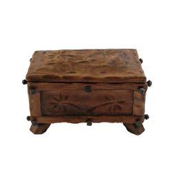 Pirates of the Caribbean: At World's End Chest Movie Props