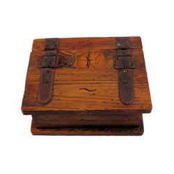 The Hobbit Wood Bowl Movie Props