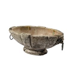 300 Dish Movie Props