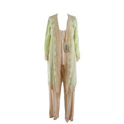 Mortdecai Johanna (Gwyneth Paltrow) Hero Movie Costumes