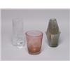 Image 1 : Three Pieces Micellaneous Art Glass Vases